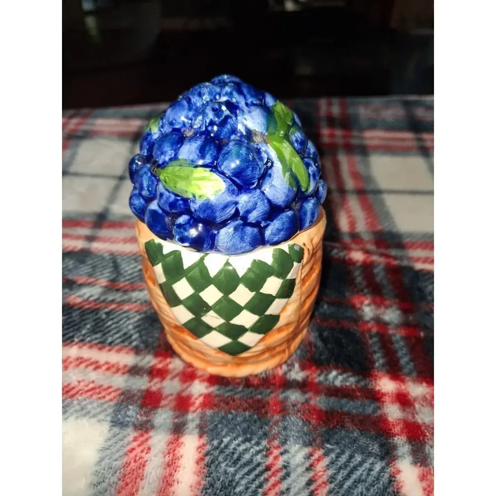 Vintage Ceramic Blueberry Basket Salt & Pepper Shakers & utensil holder set
